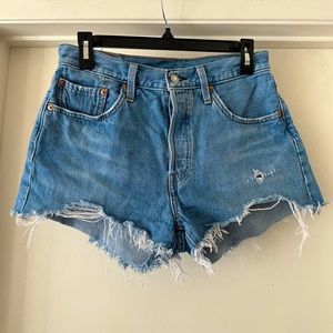 Levi 501 Jean Shorts